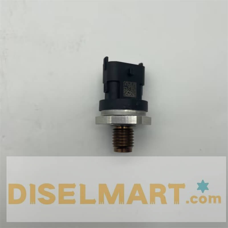 0261545074 0261545006 0261545053 Fuel Rail Pressure Sensor fits for Mazda Holden