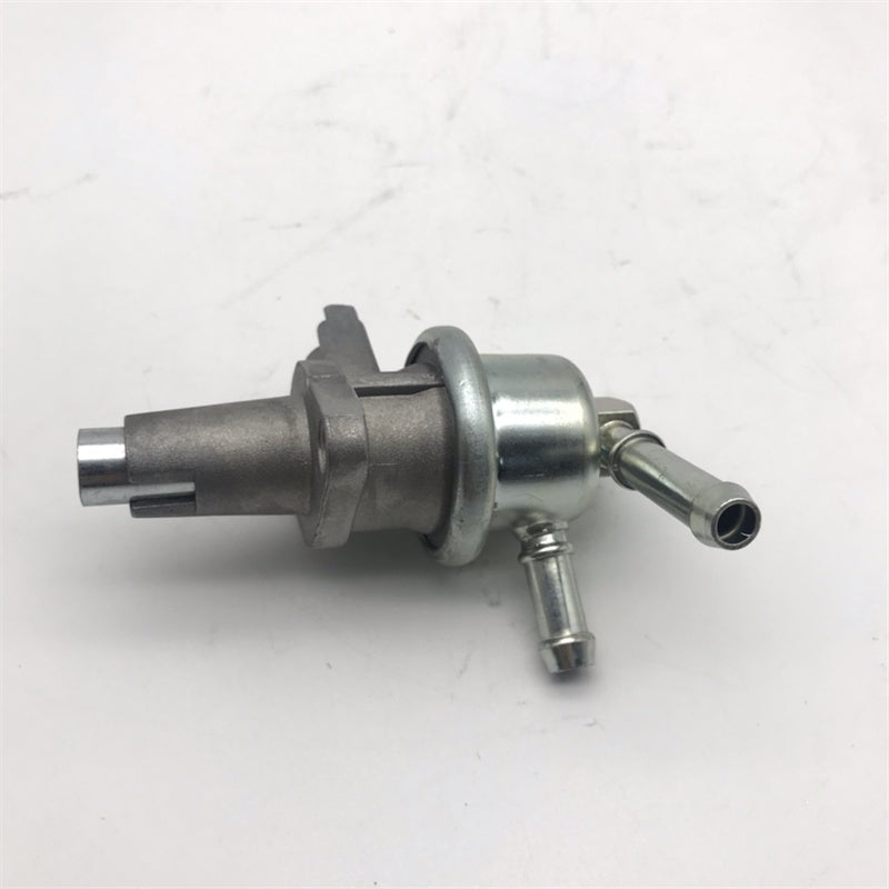 6655216 17121-52030 Fuel Pump fits for Bobcat S160 S175 S185 S530 Skid Steer for Kubota V2203