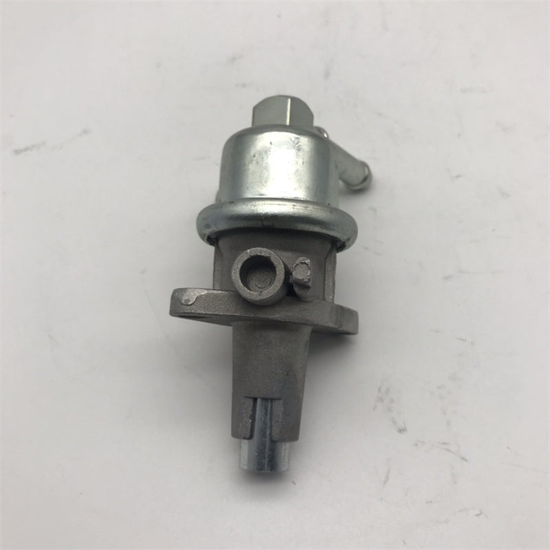 6655216 17121-52030 Fuel Pump fits for Bobcat S160 S175 S185 S530 Skid Steer for Kubota V2203