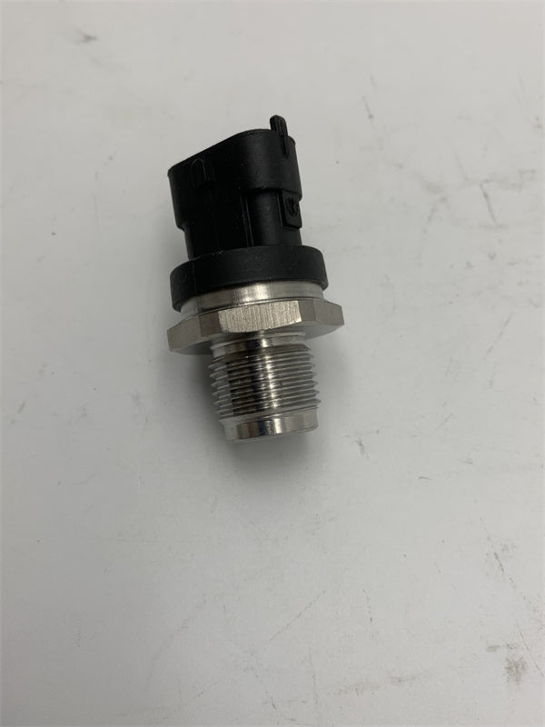 Diselmart 0281002921 Fuel Rail High Pressure Sensor Fits For Bosch Alfa Romeo Fiat Punto IVECO