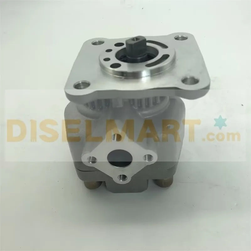 Diselmart Hydraulic Oil Pressure Pump 67810-76100 67810-76102 for Kubota B1550 Engine